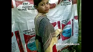 Amateur Indian Village Girlfriend Attracting Shower Outdoor - FuckMyIndianGF.com